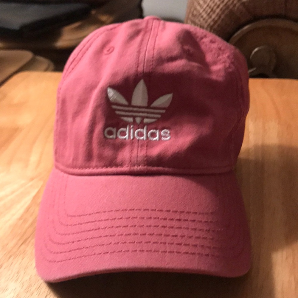 NWOT ADIDAS women’s pink baseball hat - Picture 1 of 4